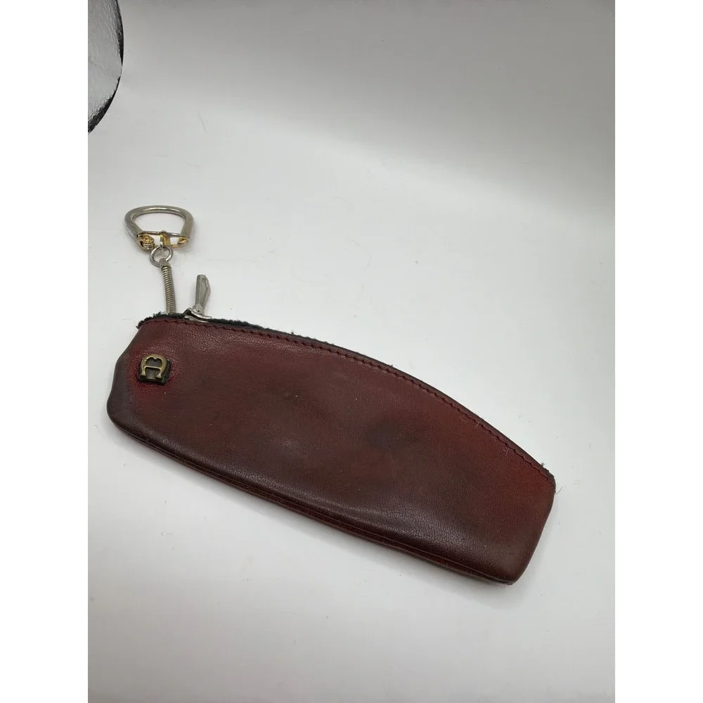 Etienne Aigner Coin Purse Burgundy Leather Vintage‎ Key Pouch Zip Flawed